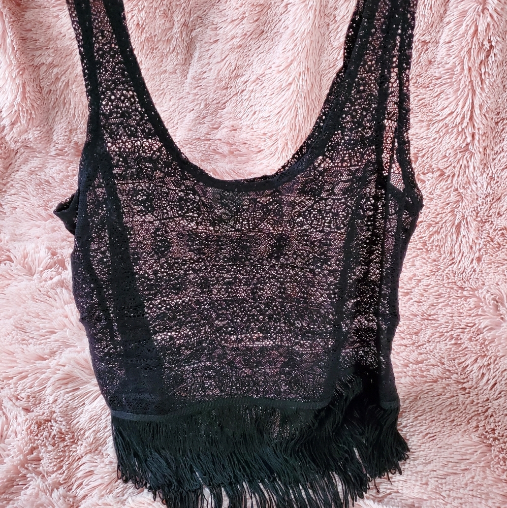 Lace and fringe cropped tank top